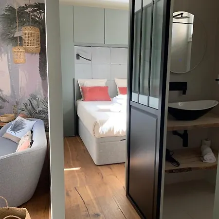 Suite In St Raph Saint-Raphaël Extérieur photo